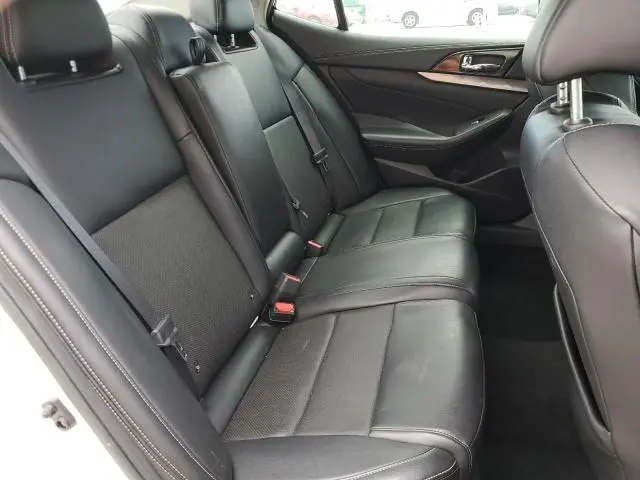 2019 NISSAN MAXIMA S  