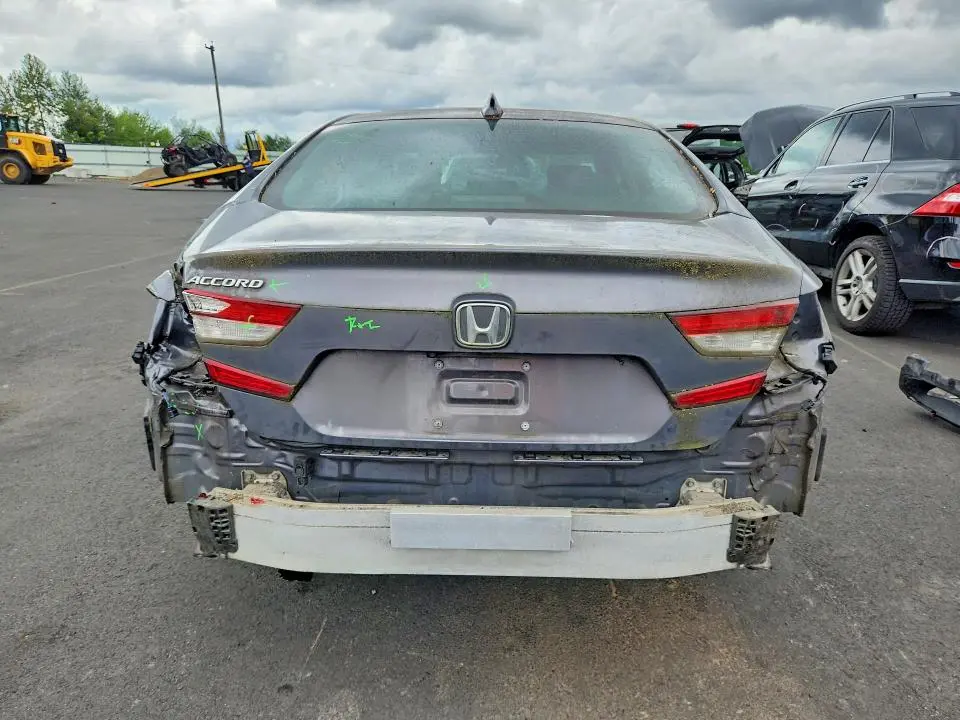 2018 HONDA ACCORD LX  