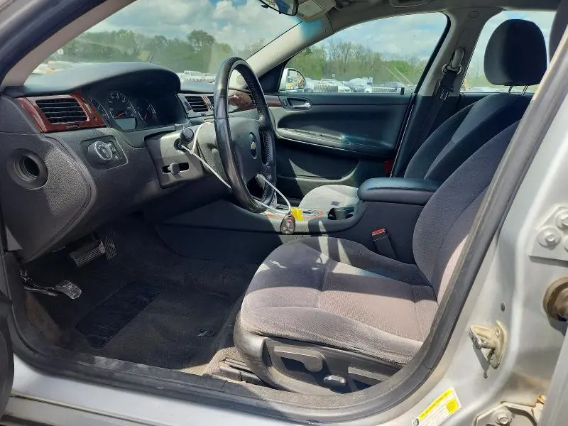 2010 CHEVROLET IMPALA LT  