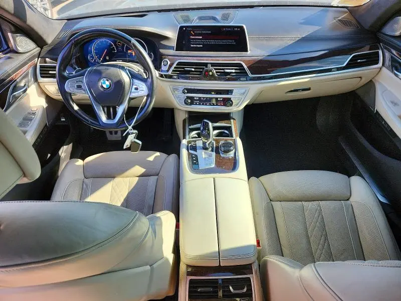 2018 BMW 750 I  