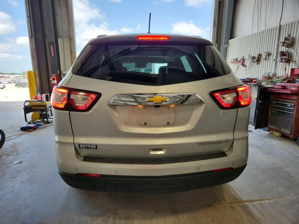 2014 CHEVROLET TRAVERSE LT  