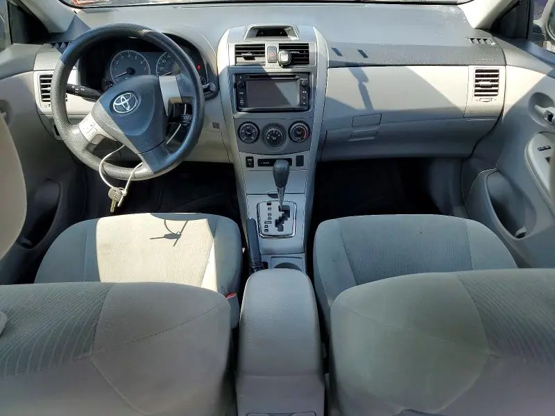 2013 TOYOTA COROLLA LE PLUS/LE PREMIUM  