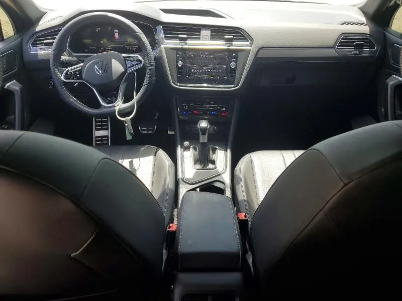 2023 VOLKSWAGEN TIGUAN SE R-LINE BLACK  