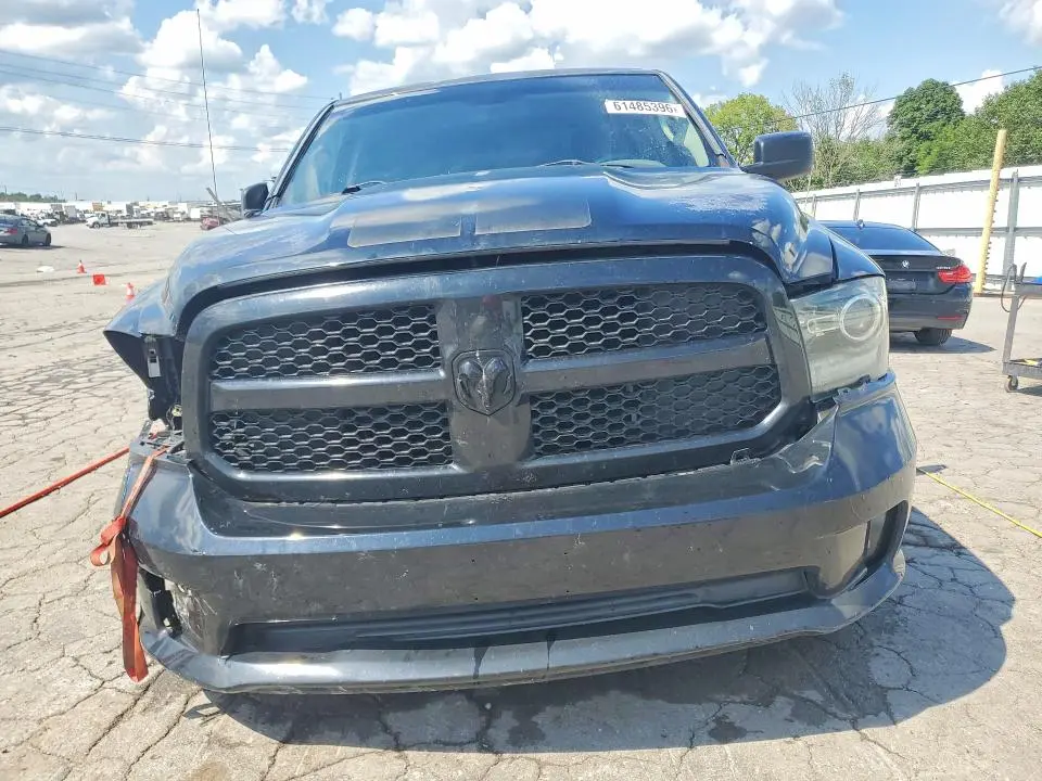 2014 RAM 1500 ST  