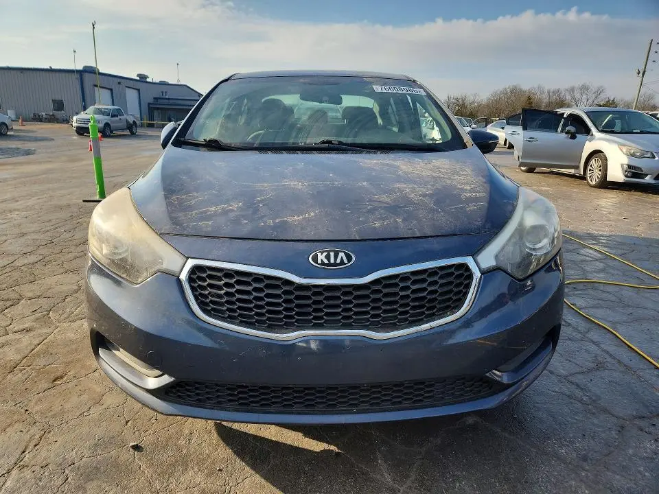 2016 KIA FORTE LX  