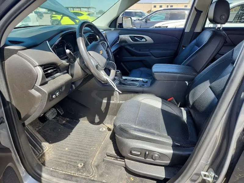 2020 CHEVROLET TRAVERSE LT  