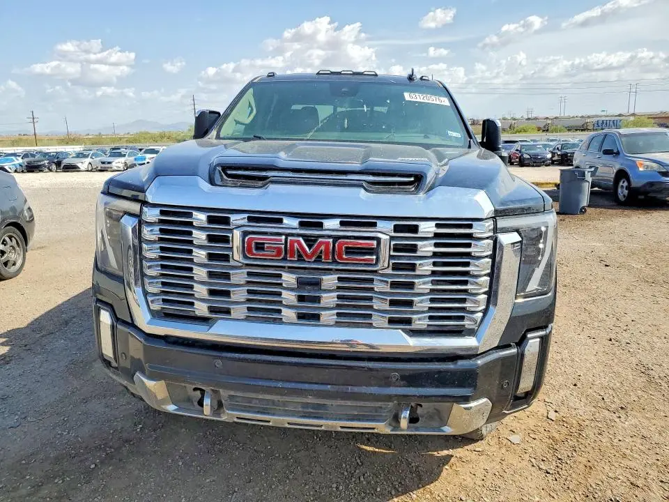 2024 GMC SIERRA K2500 DENALI  