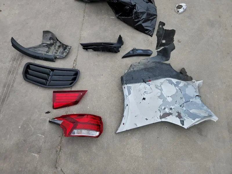 2019 MITSUBISHI OUTLANDER SE  