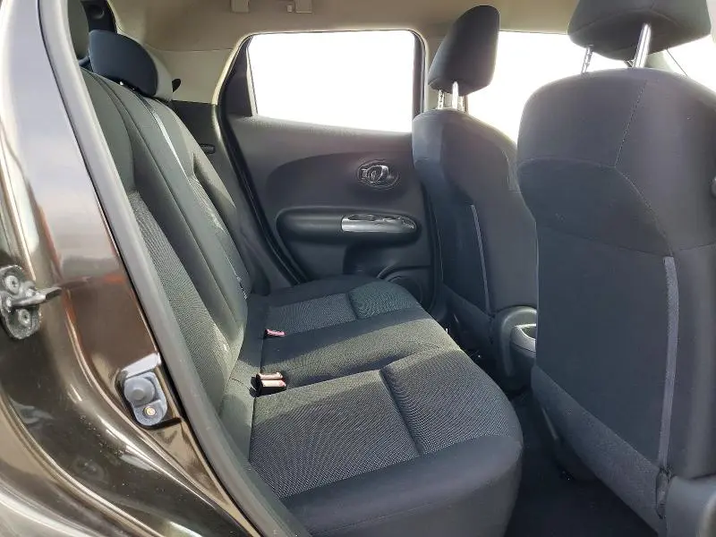2013 NISSAN JUKE S  