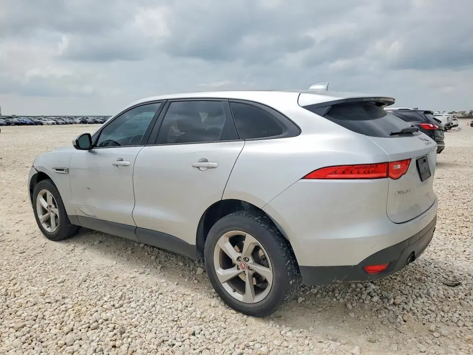 2018 JAGUAR F-PACE   