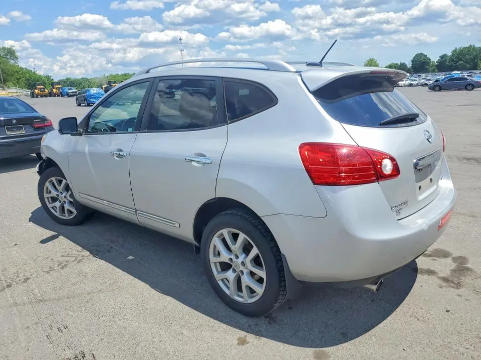 2012 NISSAN ROGUE S  