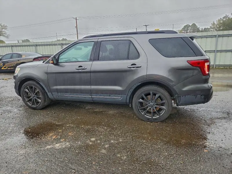 2017 FORD EXPLORER XLT  