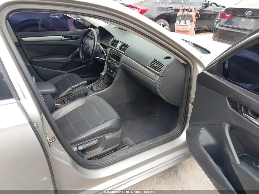 2014 VOLKSWAGEN PASSAT 1.8T WOLFSBURG EDITION