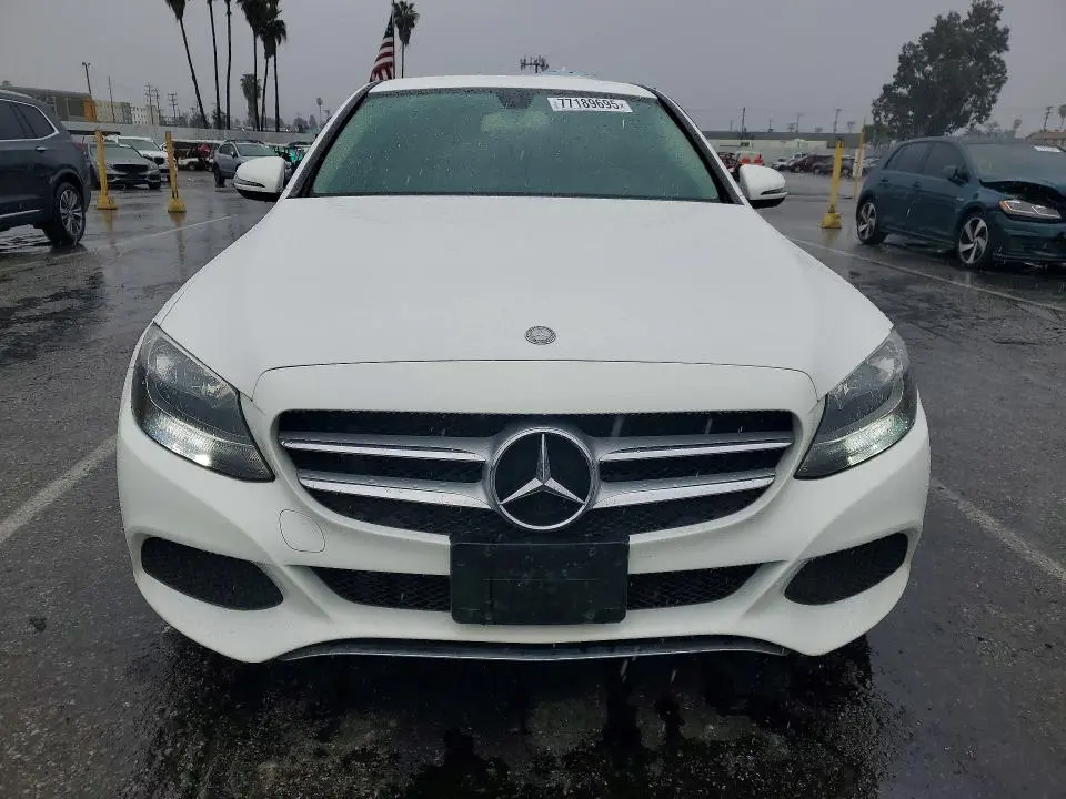 2017 MERCEDES-BENZ C 300  