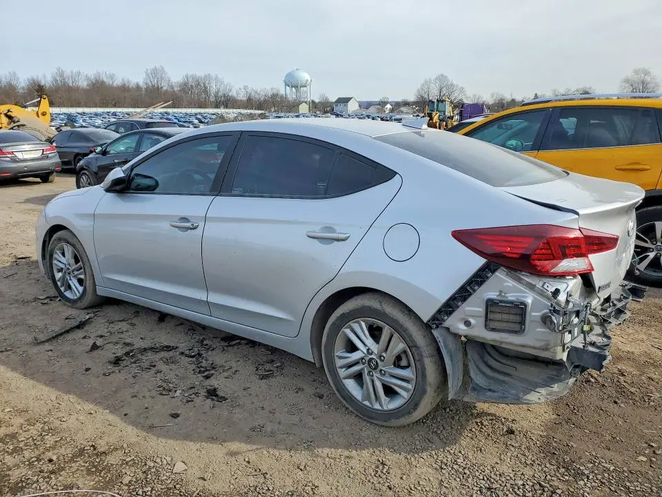 2019 HYUNDAI ELANTRA SEL  