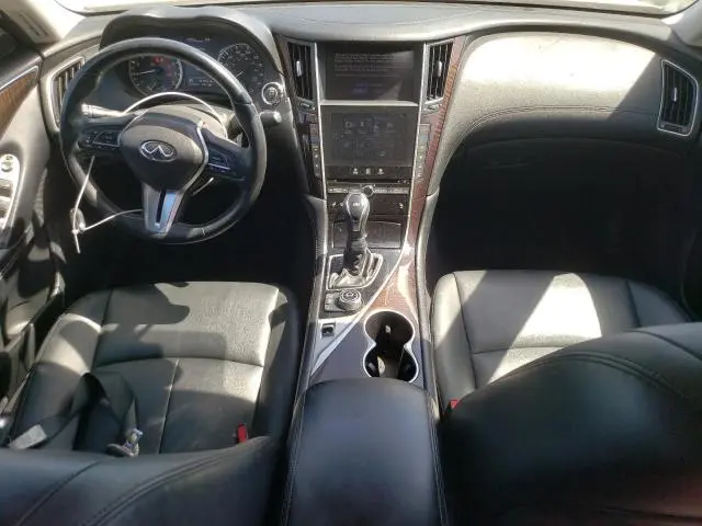 2018 INFINITI Q50 LUXE  