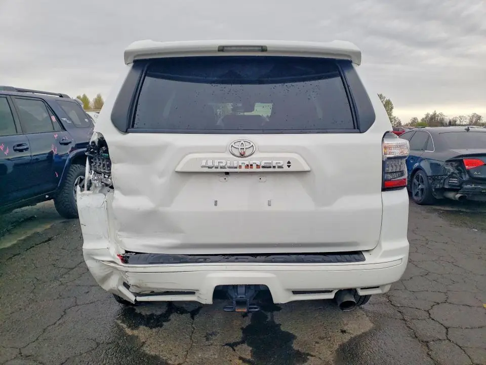 2023 TOYOTA 4RUNNER TRD SPORT  