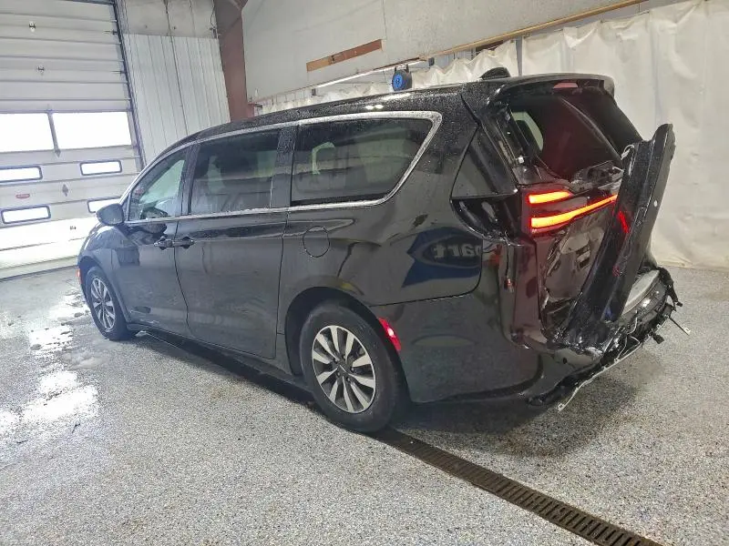 2025 CHRYSLER PACIFICA HYBRID SELECT  