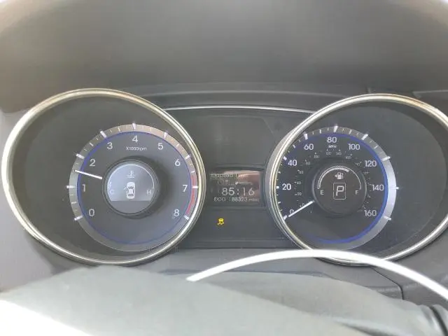 2011 HYUNDAI SONATA SE  