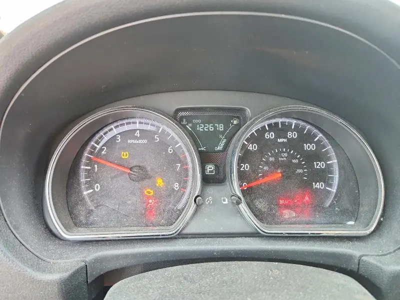 2019 NISSAN VERSA SV  