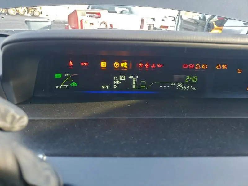 2014 TOYOTA PRIUS V   