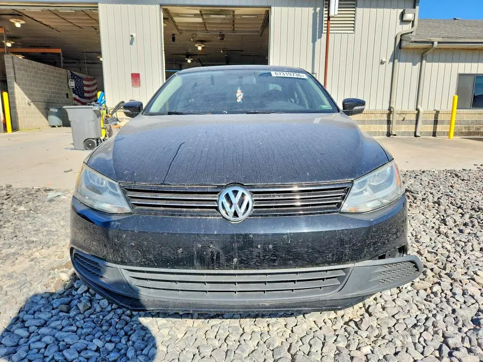 2011 VOLKSWAGEN JETTA TDI  
