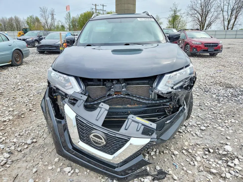 2018 NISSAN ROGUE SV  