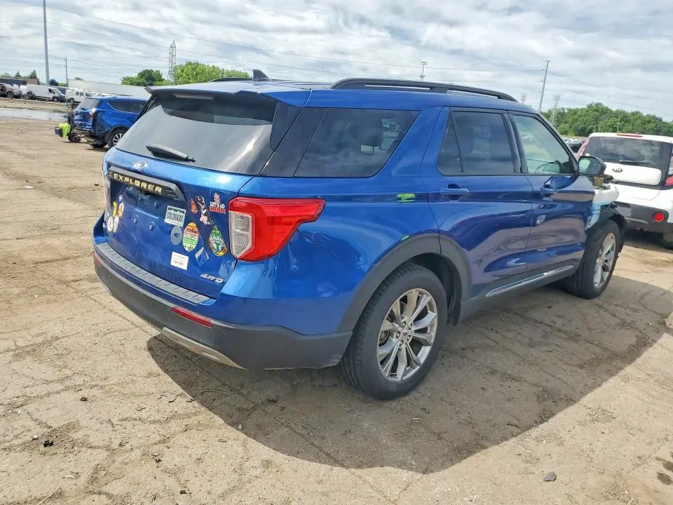 2021 FORD EXPLORER XLT  