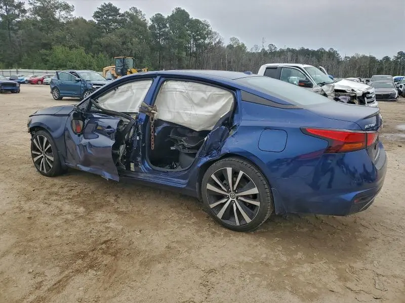 2020 NISSAN ALTIMA SR  