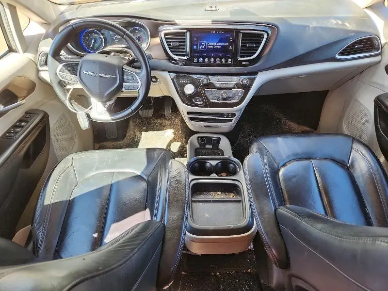 2017 CHRYSLER PACIFICA TOURING L  
