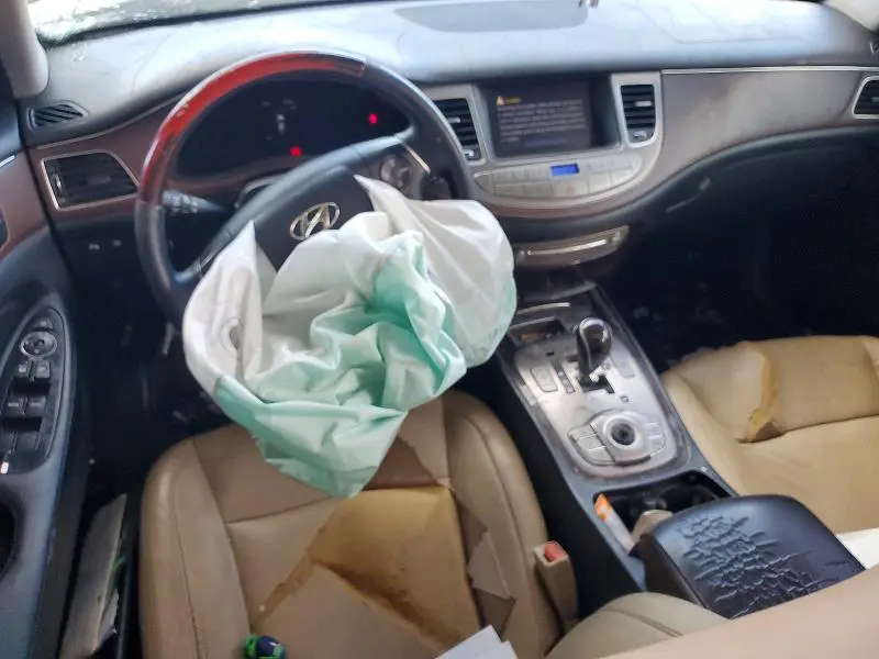2012 HYUNDAI GENESIS 4.6L  
