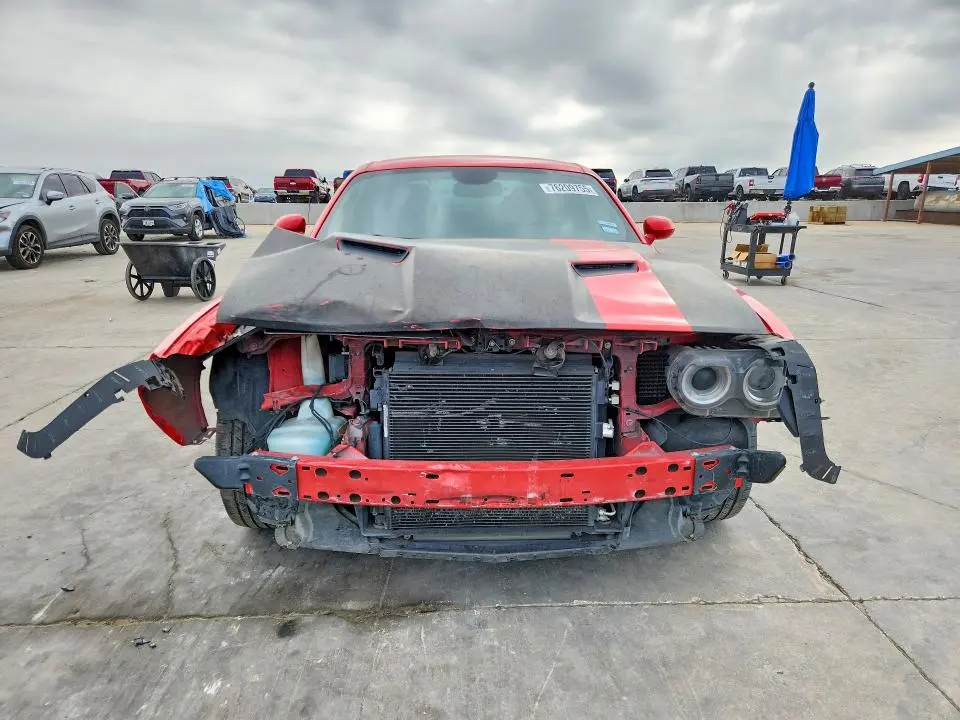 2019 DODGE CHALLENGER SXT  