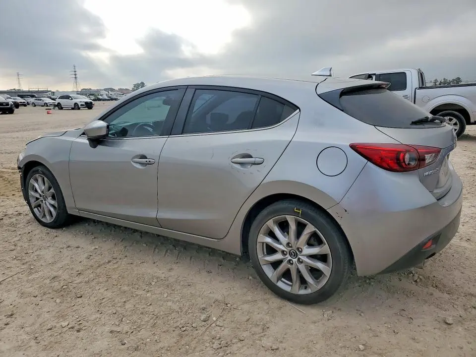 2015 MAZDA 3 TOURING  