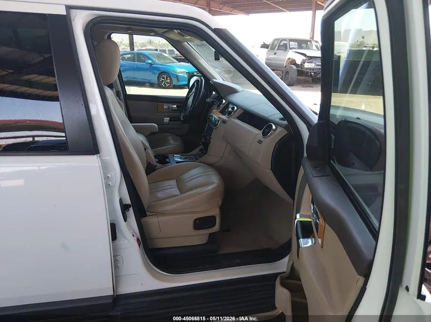 2015 LAND ROVER LR4  