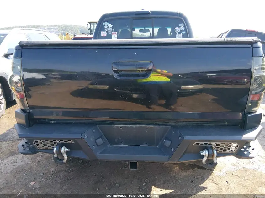 2011 TOYOTA TACOMA BASE V6