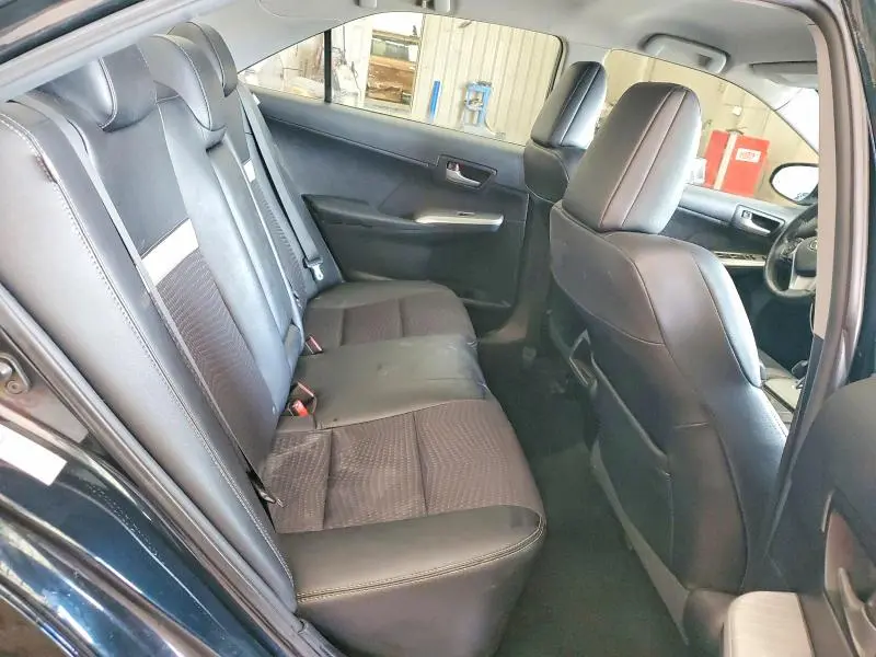 2012 TOYOTA CAMRY SE  