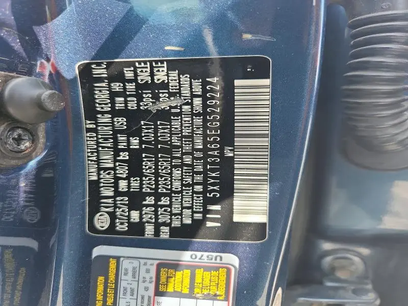 2014 KIA SORENTO LX  