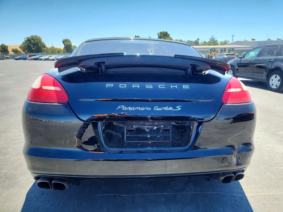 2013 PORSCHE PANAMERA TURBO  