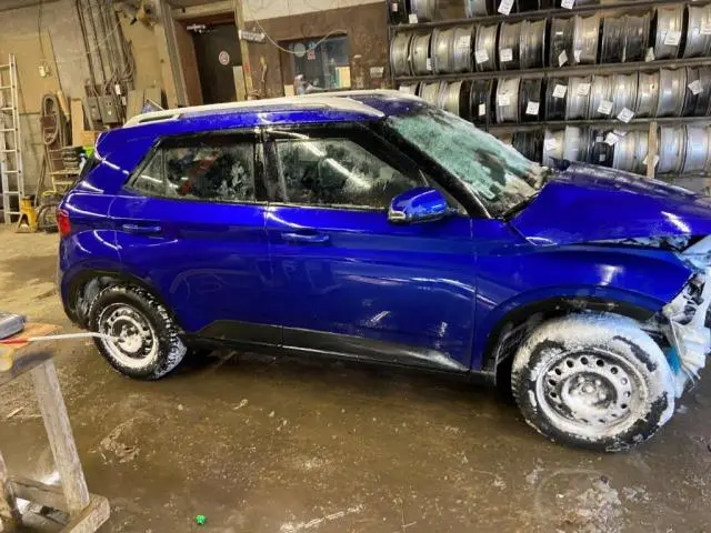 2022 HYUNDAI VENUE SEL  