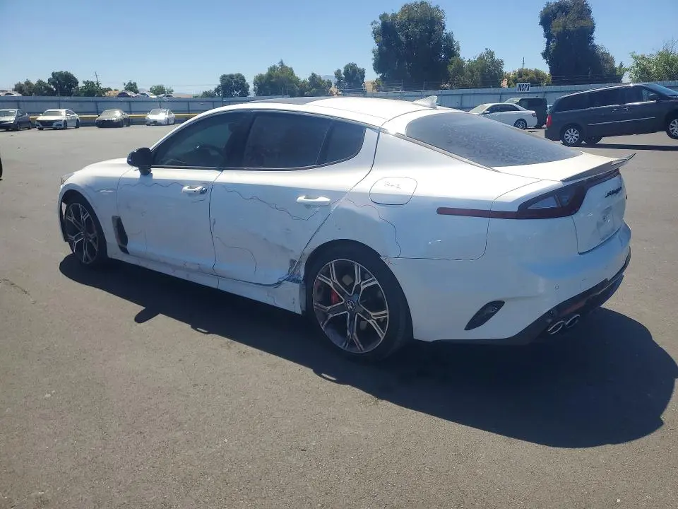 2021 KIA STINGER GT2  