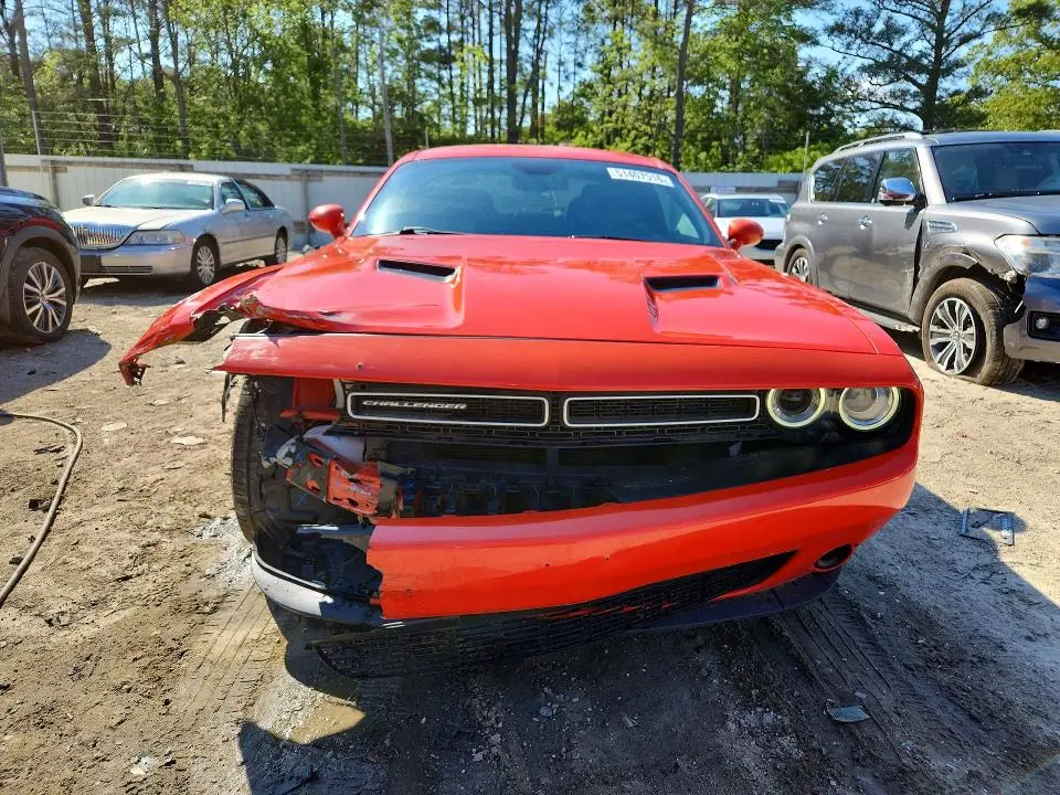 2018 DODGE CHALLENGER SXT  