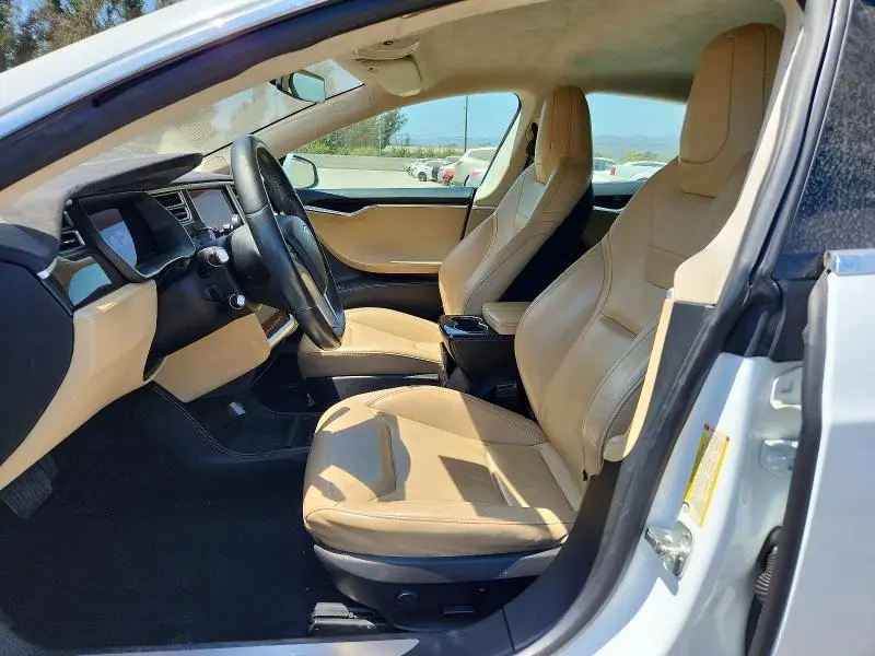 2015 TESLA MODEL S   