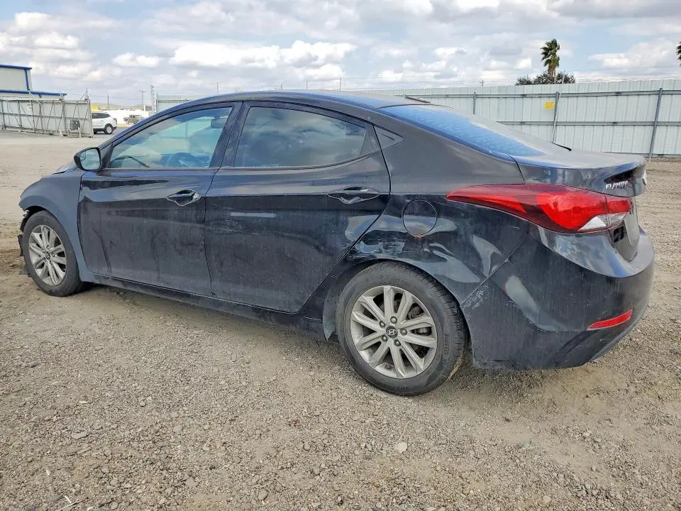2014 HYUNDAI ELANTRA SE  