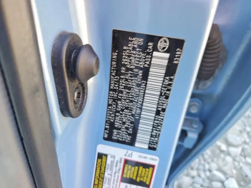 2013 TOYOTA CAMRY XLE  