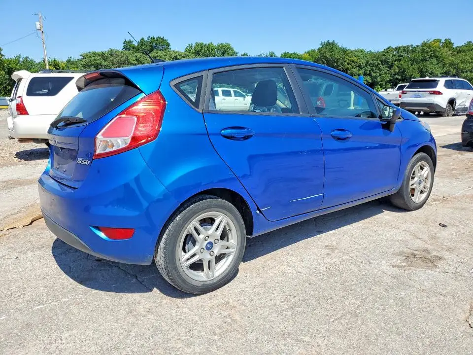 2018 FORD FIESTA SE  