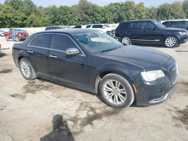 2016 CHRYSLER 300C   