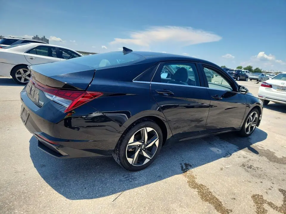 2023 HYUNDAI ELANTRA LIMITED  