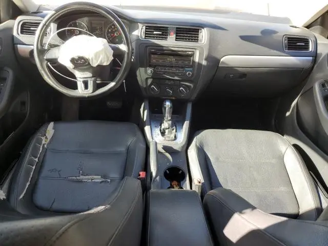 2013 VOLKSWAGEN JETTA SE  