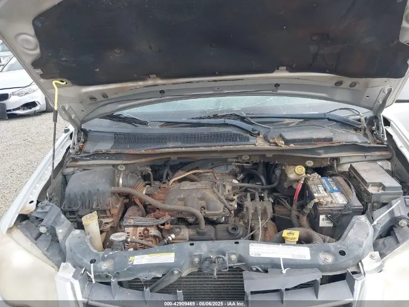 2010 CHRYSLER TOWN & COUNTRY TOURING