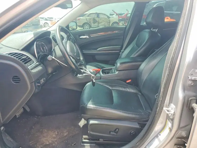 2017 CHRYSLER 300 LIMITED  